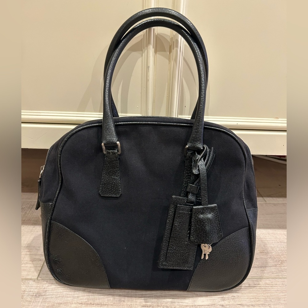 ✨Rare Prada handbag✨